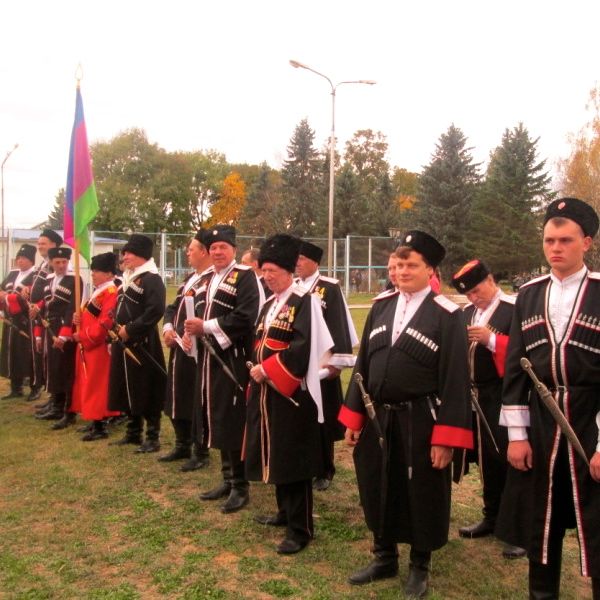 Погода ст преградная урупского. Станица Преградная Карачаево. Ст Преградная Урупского района КЧР. Преградная казаки Карачаево Черкессия. Ст.Преградная Урупский район школа 3.